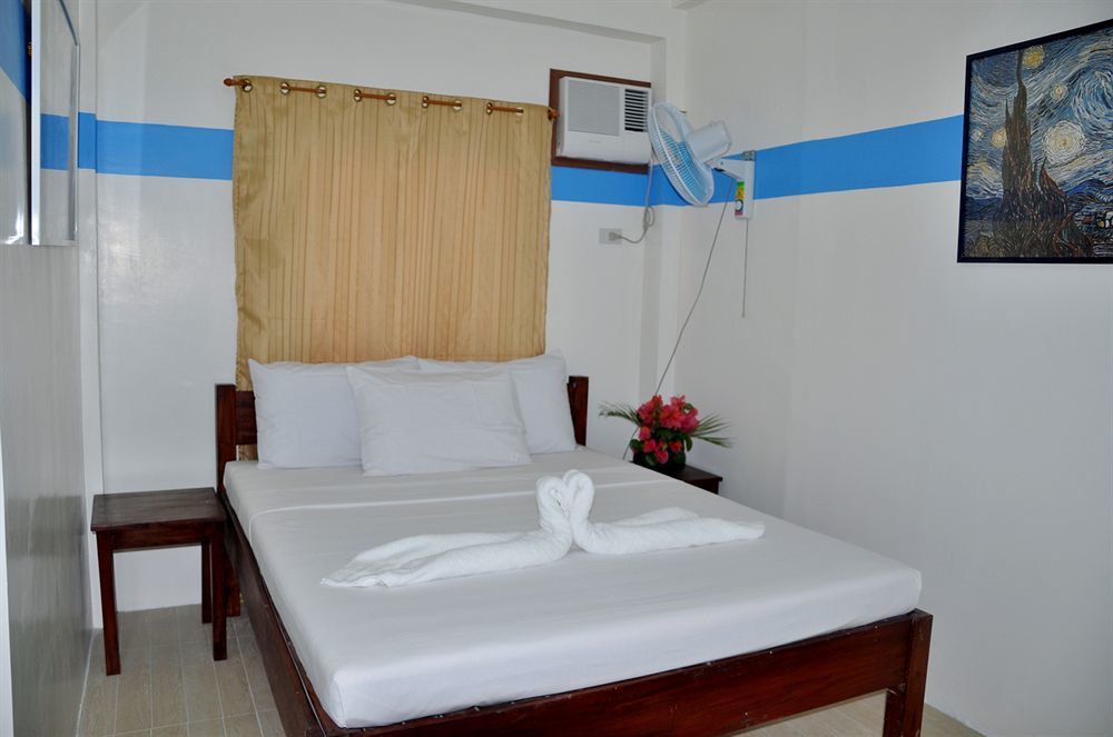 Sunny Beach Resort Puerto Galera Exterior foto