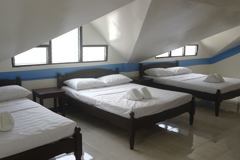 Sunny Beach Resort Puerto Galera Exterior foto